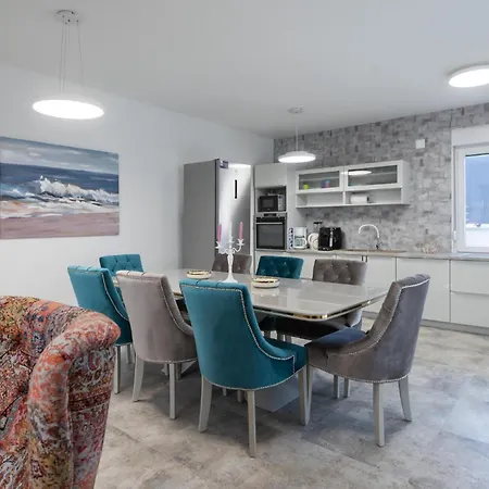 Holiday home Amazing In With Heated Swimming Pool